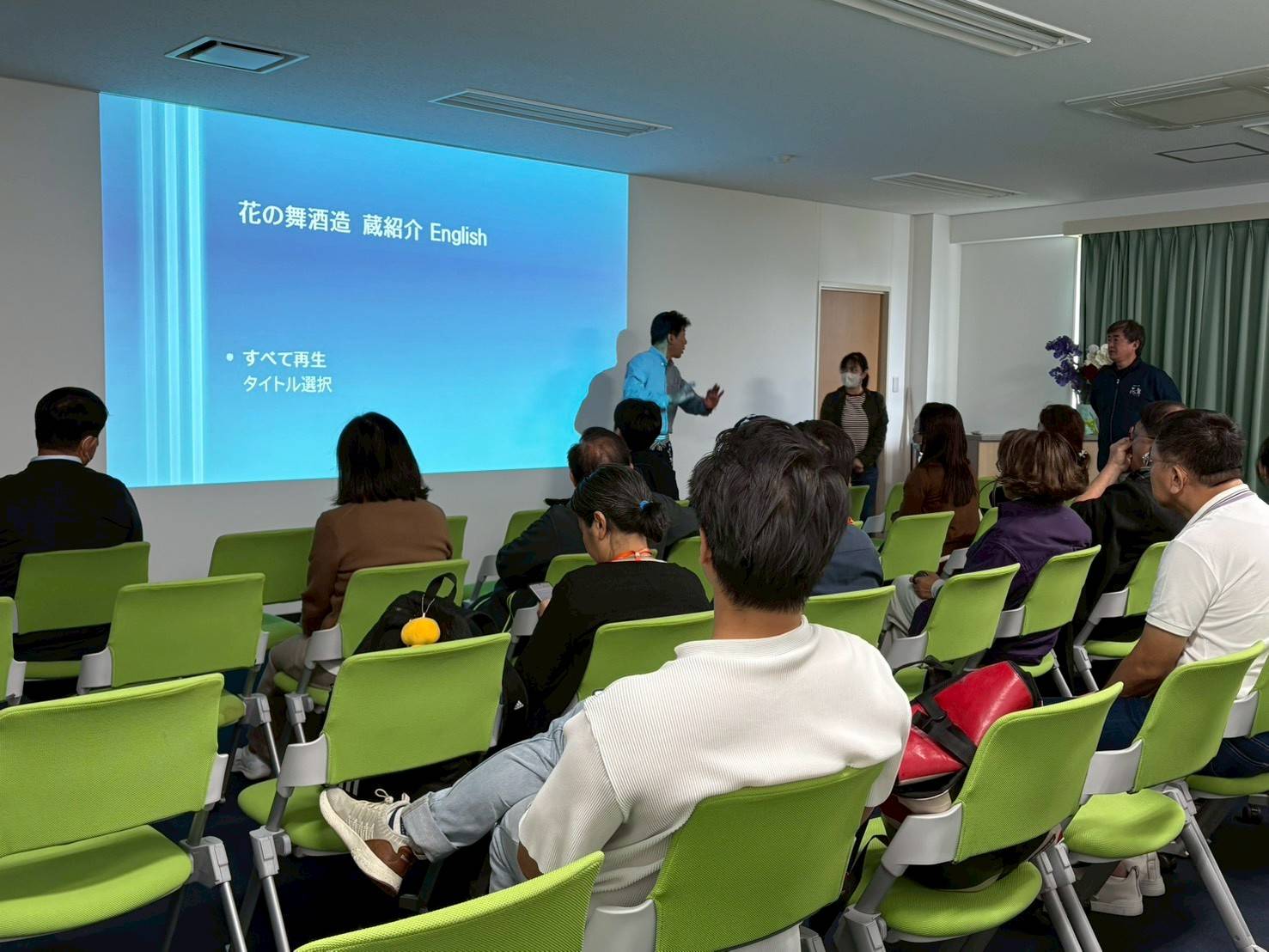 เยี่ยมชมโรงงานผลิตพายปลาไหลชื่อดังของประเทศญี่ปุ่น