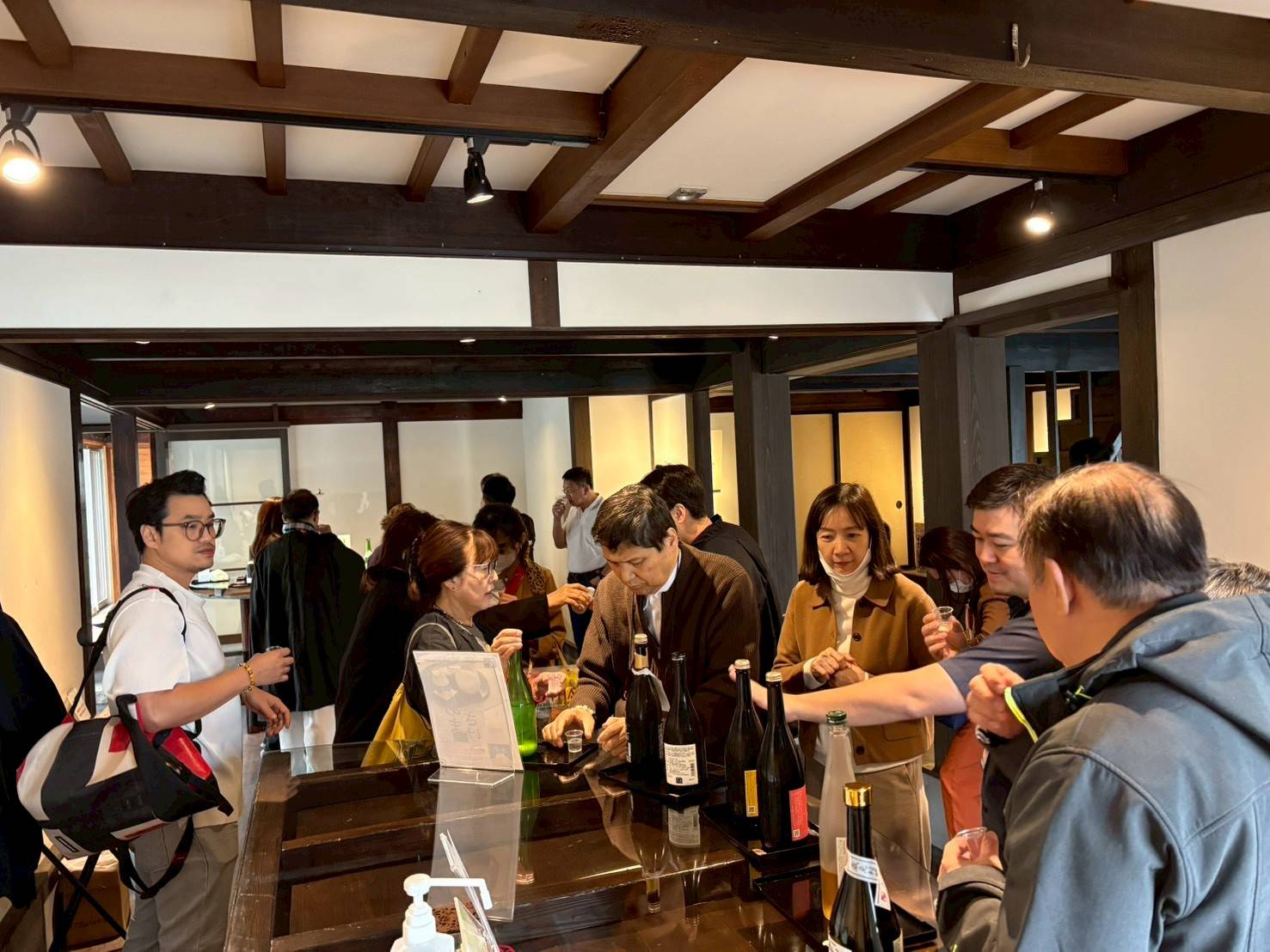 เยี่ยมชมโรงงานผลิตพายปลาไหลชื่อดังของประเทศญี่ปุ่น