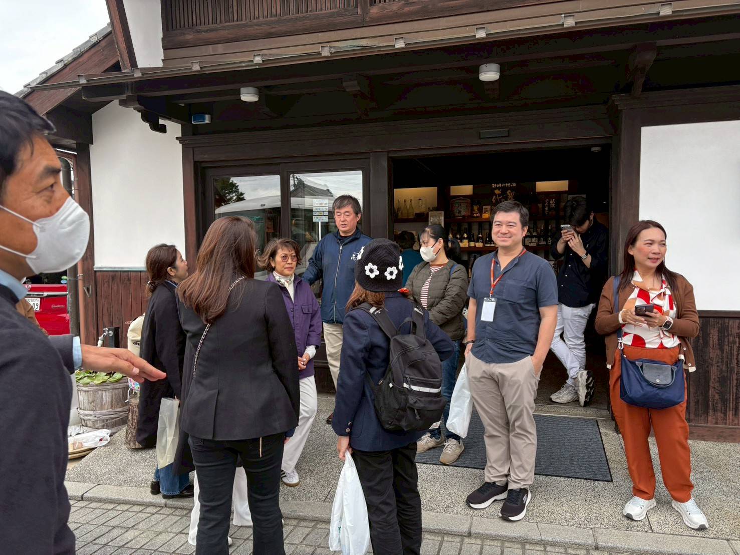 เยี่ยมชมโรงงานผลิตพายปลาไหลชื่อดังของประเทศญี่ปุ่น